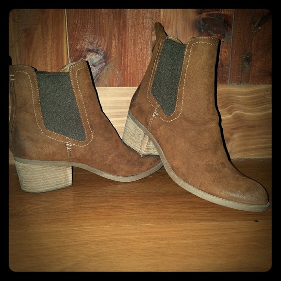 Dolce Vita Shoes - DV8 Dolce Vita Suede Booties